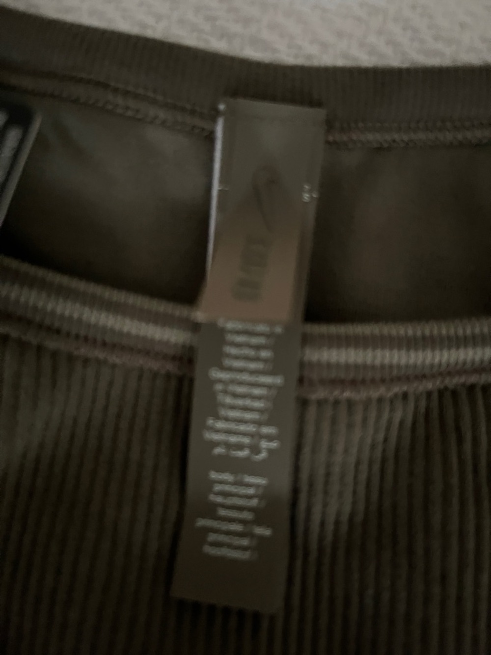 SKIMS / NIKE TAUPE Ribbed High Neck SPORTS BRA - Picture 3 of 4